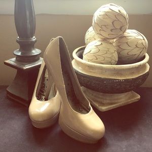 Gently worn nude heels